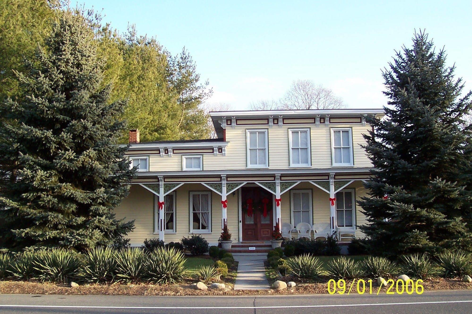 Arbor View House Bed And Breakfast East Marion Exterior photo